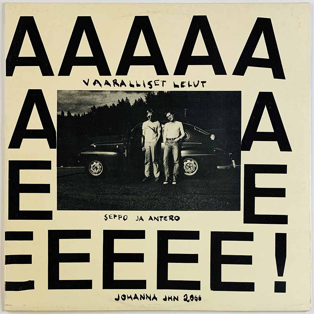 Vaaralliset Lelut 1982 JHN 2066 Seppo ja Antero Begagnat LP