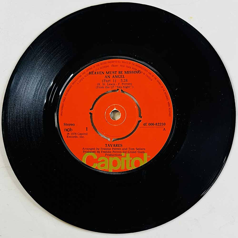 Tavares 1976 4E 006-82259 Heaven Must Be Missing An Angel begagnad singelskiva