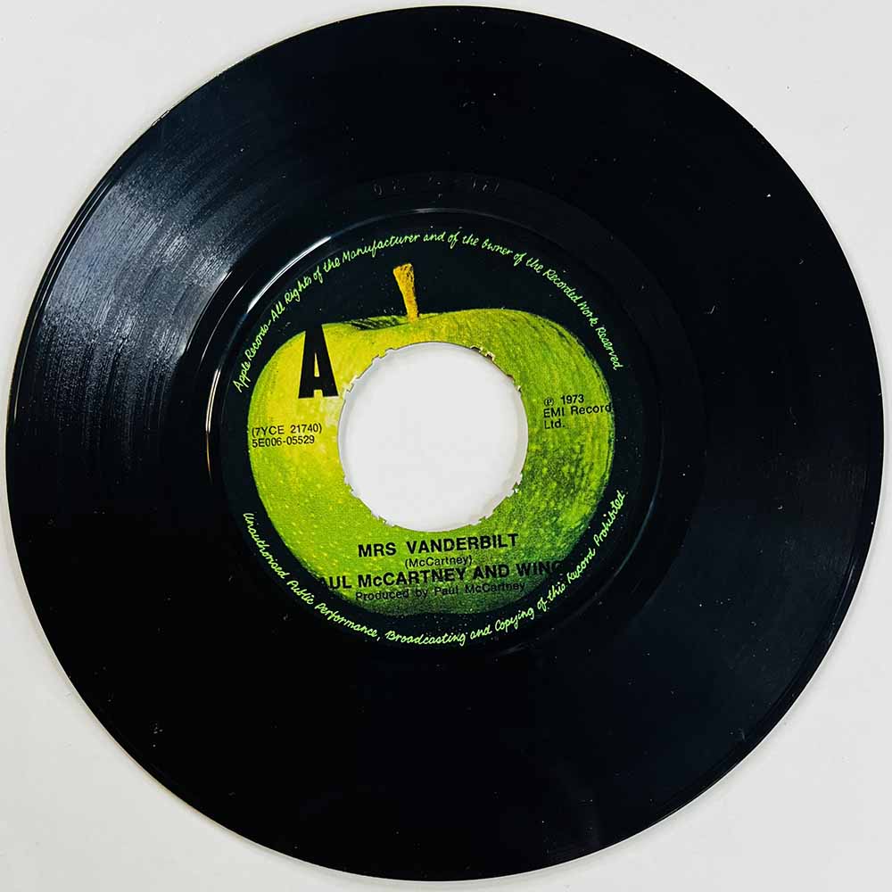 Paul McCartney And Wings Käytetty 7” ei kuvakantta Mrs. Vandebilt / Bluebird  kansi Ei kuvakantta levy VG käytetty vinyylisingle