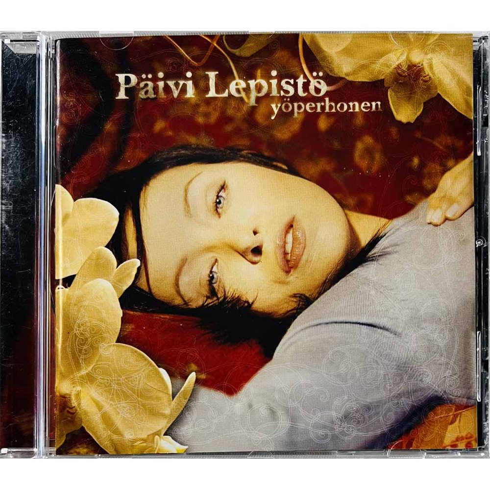 Lepistö Päivi CD Yöperhonen  kansi EX levy EX Käytetty CD