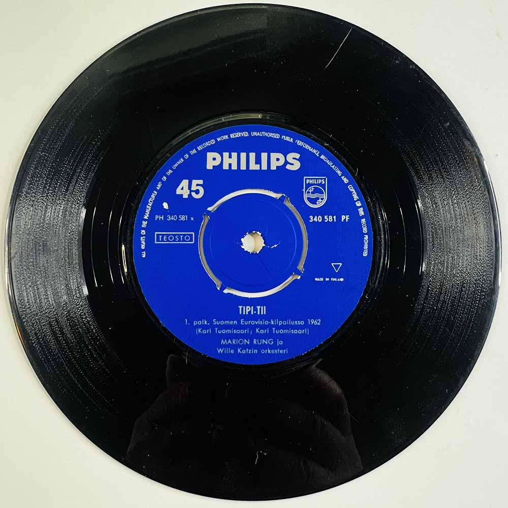 Marion Rung Käytetty 7” ei kuvakantta Tipi-Tii / Pikku rahastaja  kansi Ei kuvakantta levy G- vinyylisingle