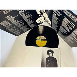 Jimi Hendrix Experience LP Axis: Bold As Love  kansi EX- levy EX- Käytetty LP
