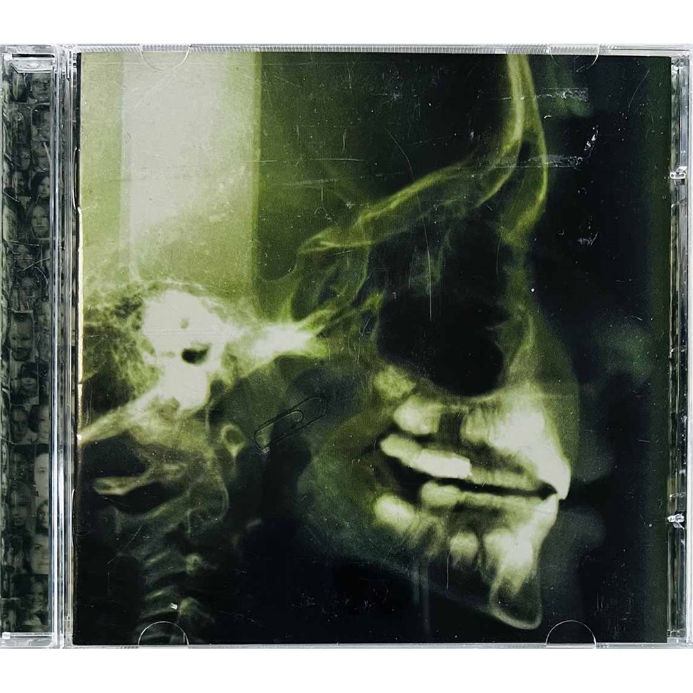 Apulanta CD Aivan kuin kaikki muutkin  kansi EX levy EX Käytetty CD