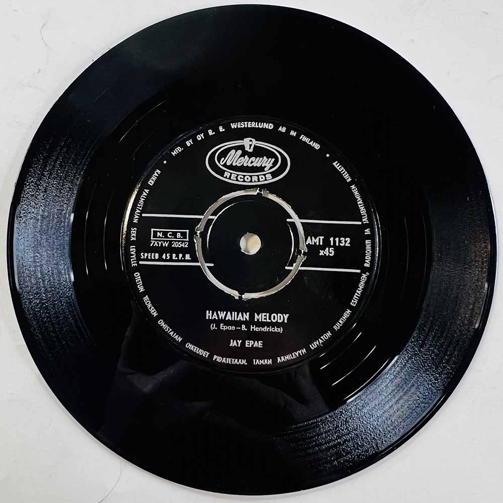 Epae Jay Käytetty 7” ei kuvakantta Hawaiian Melody / Putti Putti  kansi Ei kuvakantta levy EX- käytetty vinyylisingle