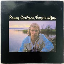 Carlsson Ronny LP Gryningsljus  kansi VG levy EX Käytetty LP