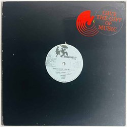 Mikki featuring Starz LP Dance Lover  kansi Ei kuvakantta levy EX- Käytetty LP