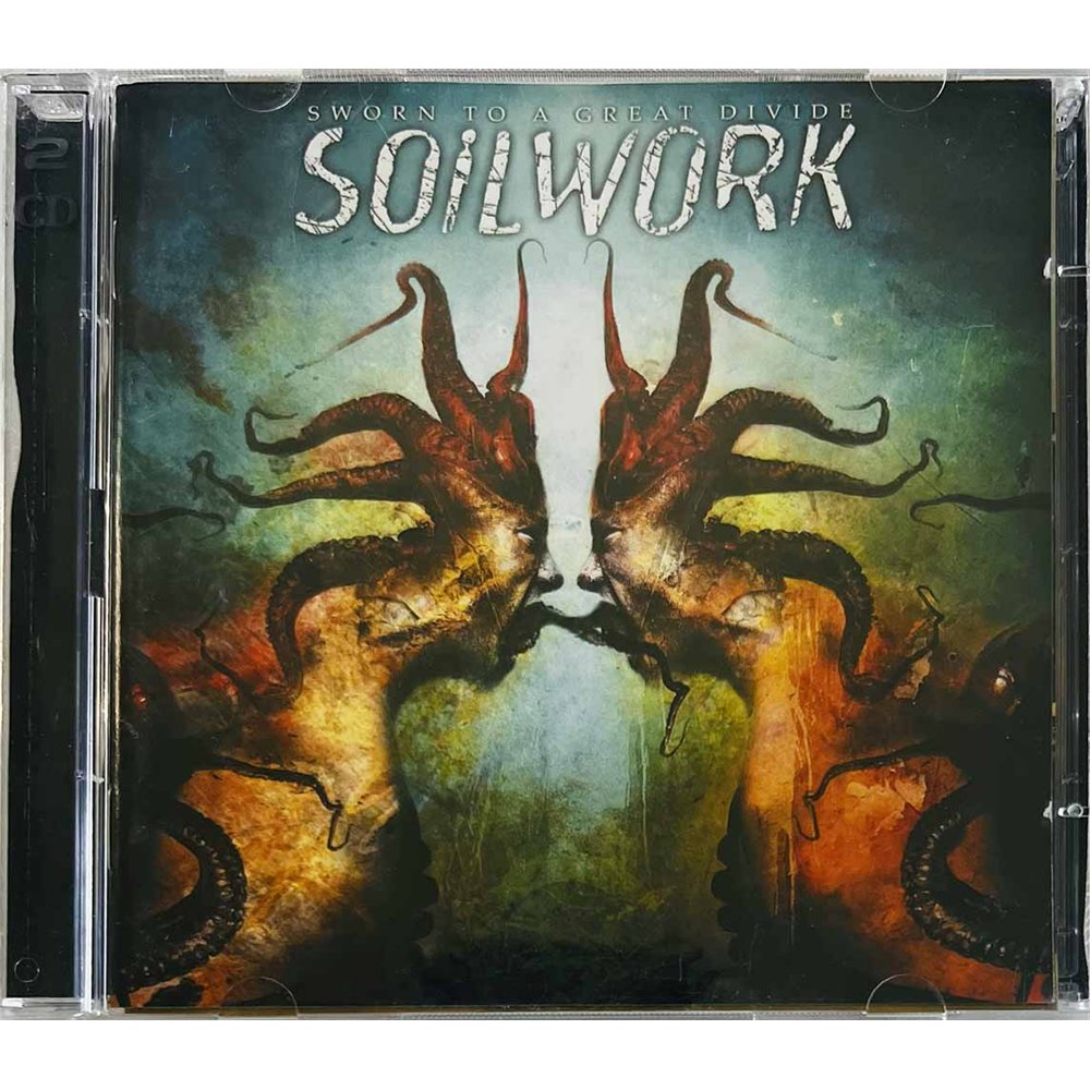 Soilwork Käytetty CD Sworn to a Great Divide CD + DVD  kansi EX levy EX Käytetty CD