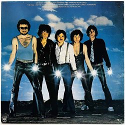 Blue Öyster Cult LP Mirrors  kansi VG levy EX- Käytetty LP