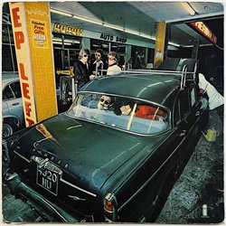 Sparks LP Propaganda  kansi VG- levy VG Käytetty LP