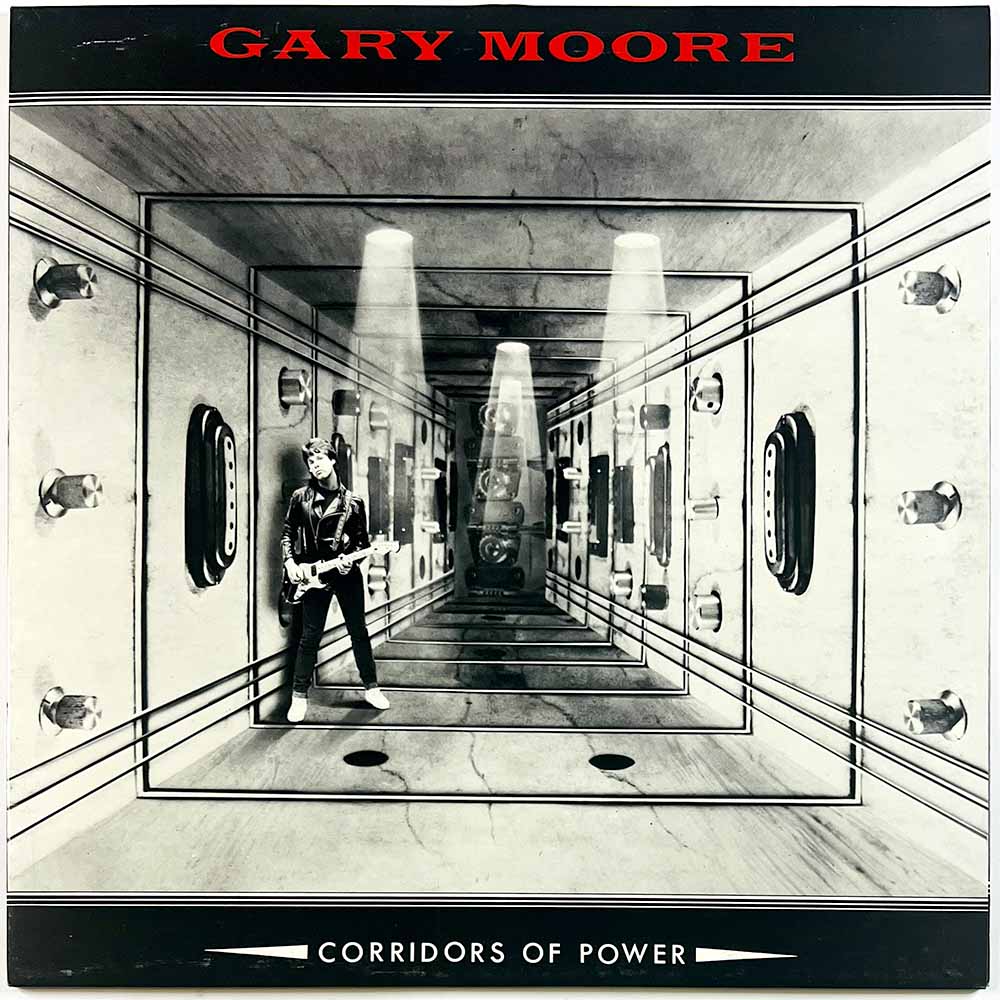 Moore Gary 1982 V2245 Corridors of power, Suomi-painos Begagnat LP