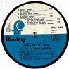 Loiri Vesa-Matti LP Laulu on iloni ja työni  kansi VG levy VG+ Käytetty LP