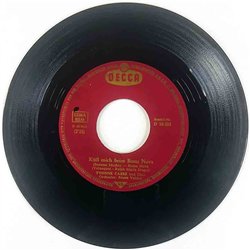 Carré Yvonne Käytetty 7” ei kuvakantta Geisha Twist / Küß mich beim bossa nova  kansi Ei kuvakantta levy VG+ vinyylisingle