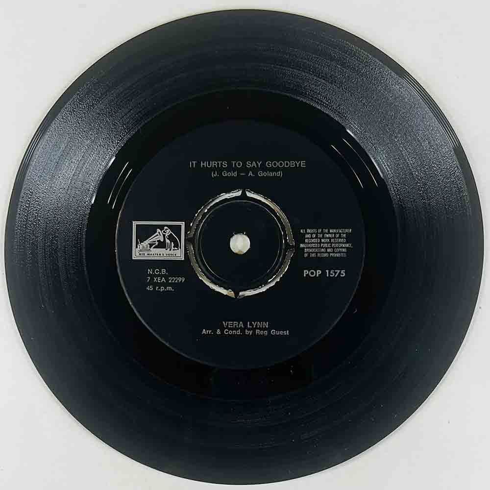 Lynn Vera Käytetty 7” ei kuvakantta It hurts to say goodbye / In the snow  kansi Ei kuvakantta levy EX- vinyylisingle