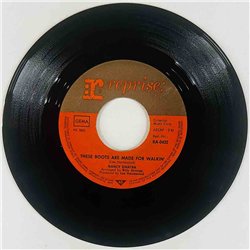 Sinatra Nancy 1966 RA-0432 These boots are made for walkin' / begagnad singelskiva
