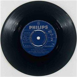 Hyttinen Kai Käytetty 7” ei kuvakantta Pieni valkoinen talo / Käymään vain  kansi Ei kuvakantta levy VG+ vinyylisingle