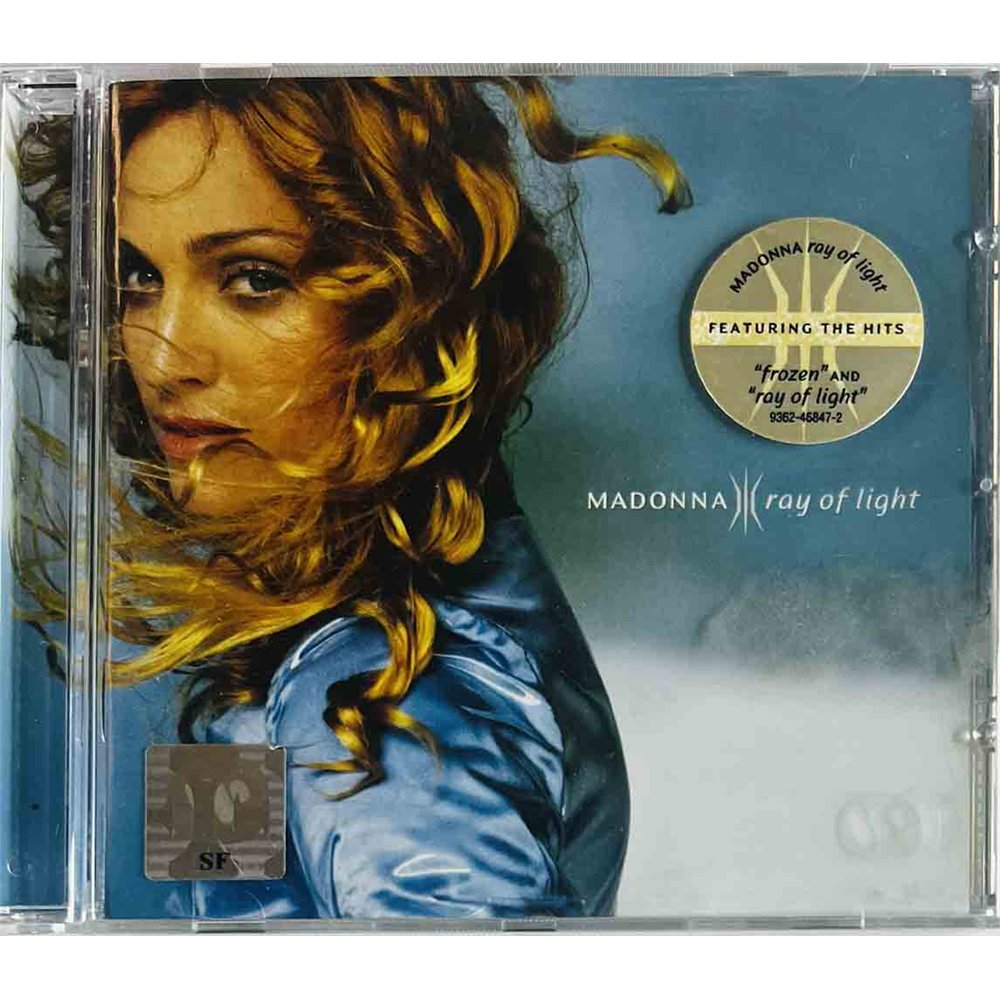 Madonna CD Ray Of Light  kansi EX levy EX Käytetty CD