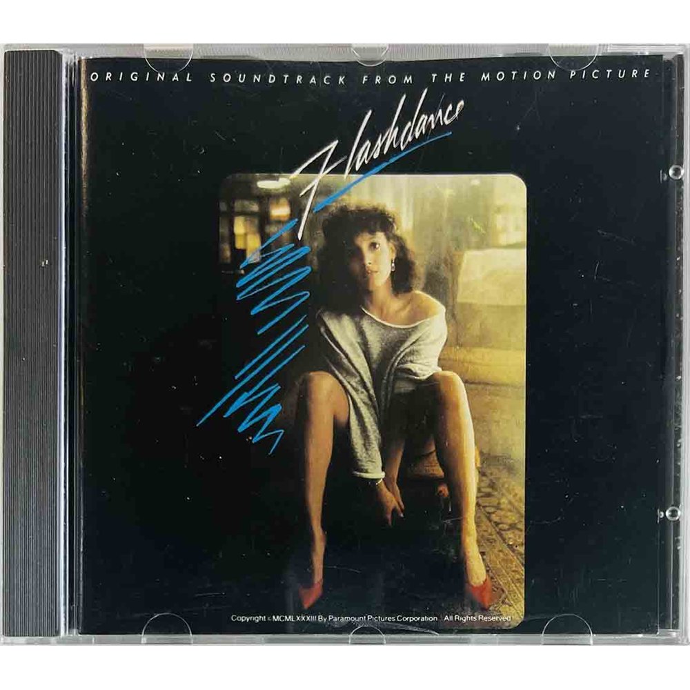 Irene Cara, Kim Carnes, Laura Branigan CD Flashdance  kansi EX levy EX Käytetty CD