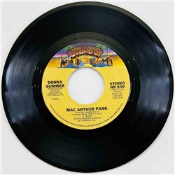 Summer Donna Käytetty 7” ei kuvakantta Mac Arthur Park  kansi ei kuvakantta levy EX käytetty vinyylisingle