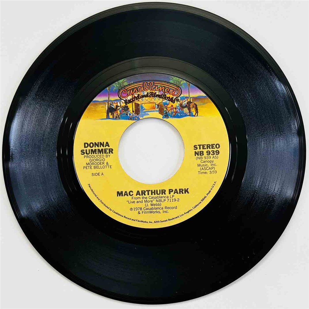 Summer Donna Käytetty 7” ei kuvakantta Mac Arthur Park  kansi ei kuvakantta levy EX käytetty vinyylisingle