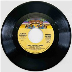 Summer Donna Käytetty 7” ei kuvakantta Mac Arthur Park  kansi ei kuvakantta levy EX käytetty vinyylisingle