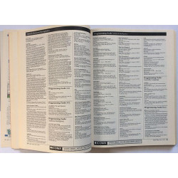 Macintosh Product Registry: Over 7,700 Product Descriptions  kansi EX- sisäsivut EX Käytetty kirja
