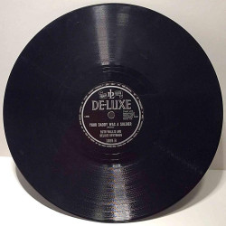 Wallis Ruth and Deluxe Rhythmen : Johnny had a Yo-Yo / Your Daddy was a Soldier - shellac 78 rpm record