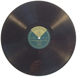 Zaruba Karl and his Country Band: Two blackbirds dance a polka / Gaiserberger laendler  kansi paperikansi/muovitasku levy VG sav