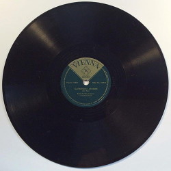 Zaruba Karl and his Country Band: Two blackbirds dance a polka / Gaiserberger laendler  kansi paperikansi/muovitasku levy VG sav