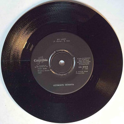Hermans Hermits : My Sentimental Friend / My Lady - begagnad singelskiva