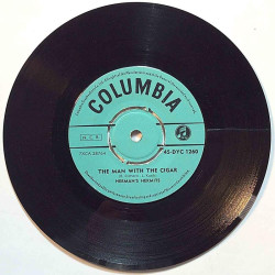 Hermans Hermits : A Must To Avoid / The Man With The Cigar - begagnad singelskiva