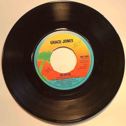 Jones Grace : Do or Die / Comme un Oiseau qui S’Envolve - begagnad singelskiva