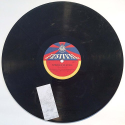 Stockholms V:e kårs strängmusikkår : Långt bortom världhavets gränser / En mästare är han att frälsa - shellac 78 rpm record