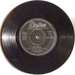 Four Aces : Love is a many splendored thing / Shine on harvest moon - second hand single