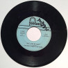 New Vaudeville Band: Winchester Cathedral / Wait for me baby - käytetty vinyylisingle VG+