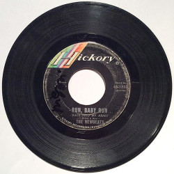 Newbeats : Mean Woolly Willie / Run, Baby Run - begagnad singelskiva