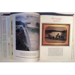 Picture Book of Niagara Falls : Pierre Berton’s - Något använd bok