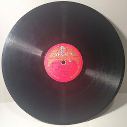 Theel Henry ja Decca-orkesteri : Rantamökissä / Joka päivä ja yö - stenkaka 78-varvare