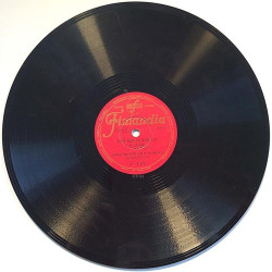 Malmsten Georg, Greta Pitkänen: Mikkihiiri ja vuorenpeikko / Isän kanssa keinulla  kansi paperikansi/muovitasku levy VG+ savikie