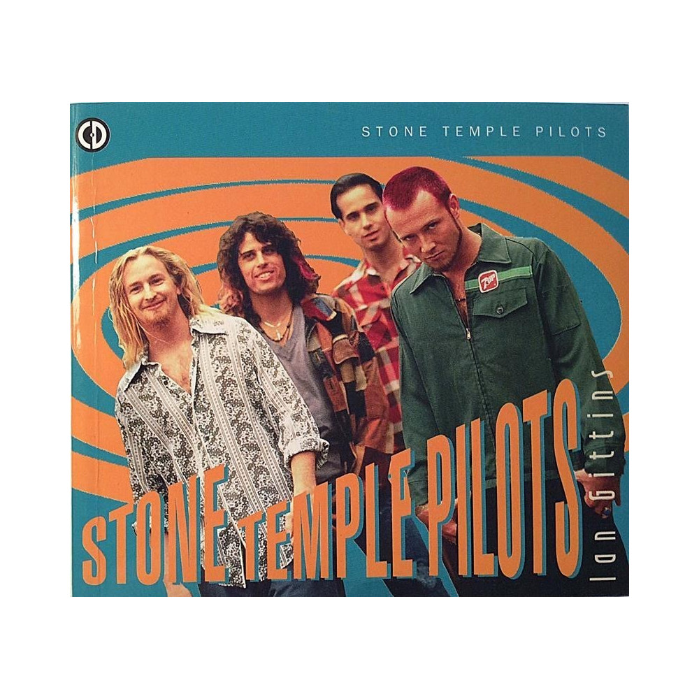 STONE TEMPLE PILOTS - ILLUSTRATED BOOK + CD koko 12 x 14 cm 120 sivua