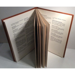 Taloustiedon : Taloussanasto - Något använd bok