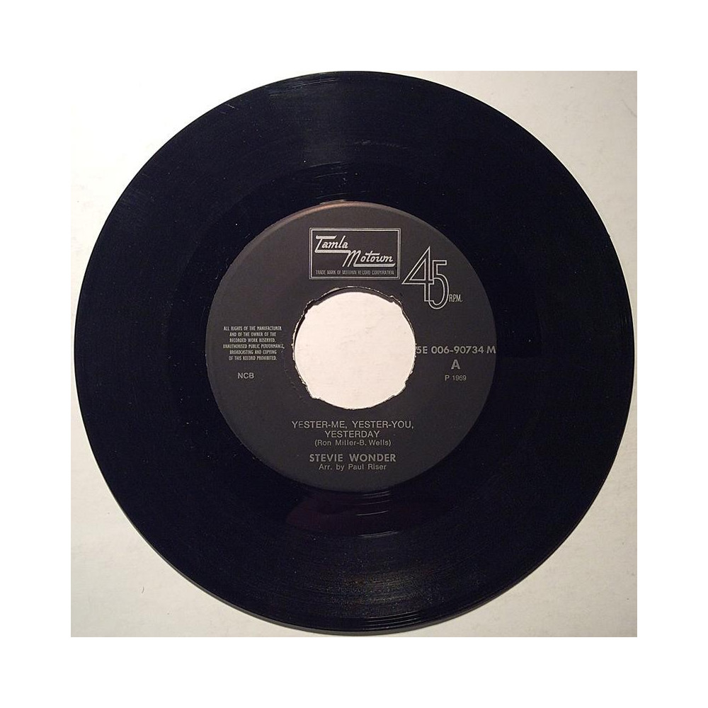 Wonder Stevie : Yester-Me, Yester-You / I'd Be A Fool Right Now - begagnad singelskiva