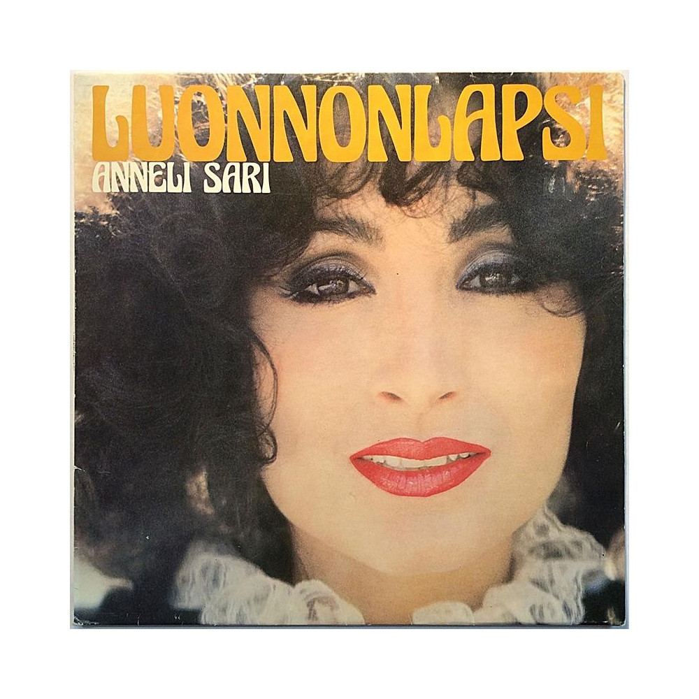 Sari Anneli: Luonnonlapsi  kansi VG+ levy EX Käytetty LP