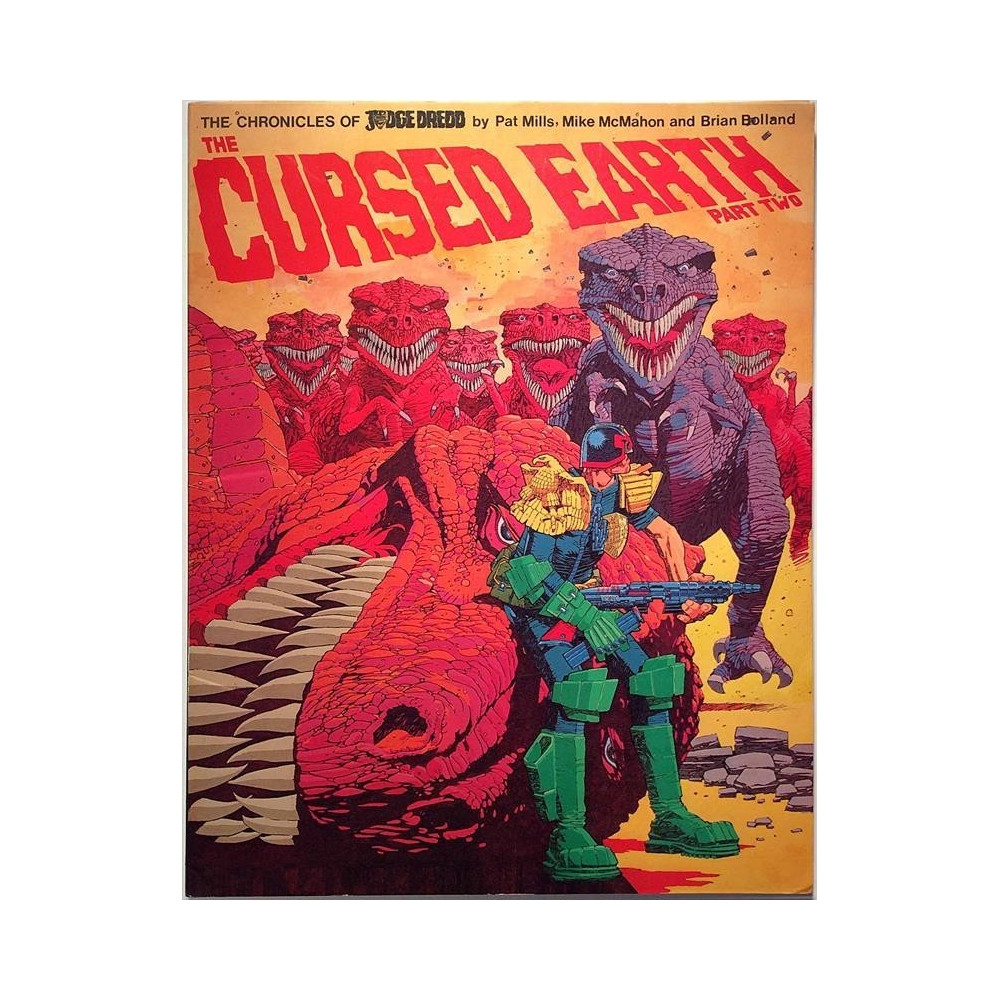 Cursed Earth part two : Chronicles of Judge Dredd by Pat Mills - Något använd bok