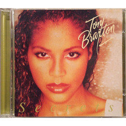 Braxton Toni: Secrets  kansi EX levy EX Käytetty CD
