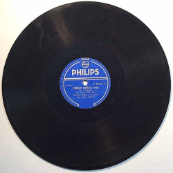 Tuomi Veikko 1954 P 40057 H Itämaan ruusuja / Kirjosiipi stenkaka 78-varvare