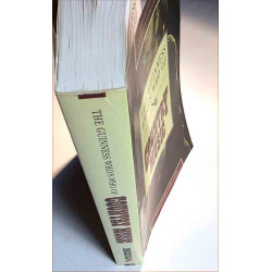 Guinness Who's Who of Country Music 1993 ISBN-10: 0851127266 by Colin Larkin Used book