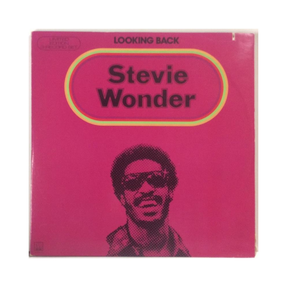 Wonder Stevie :  Looking Back 3LP  1977 70L MOTOWN  kansi  VG- levy  EX