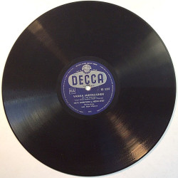 Metro-Tytöt , Matti Löuhivuori 1950’s SD 5337 Kottarainen / Vanha mustalainen shellac 78 rpm record