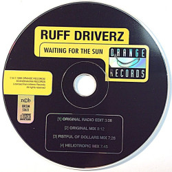 Ruff Driverz: Waiting For Sun +3 CD-Single  kansi Ei kuvakantta levy EX kanneton CD